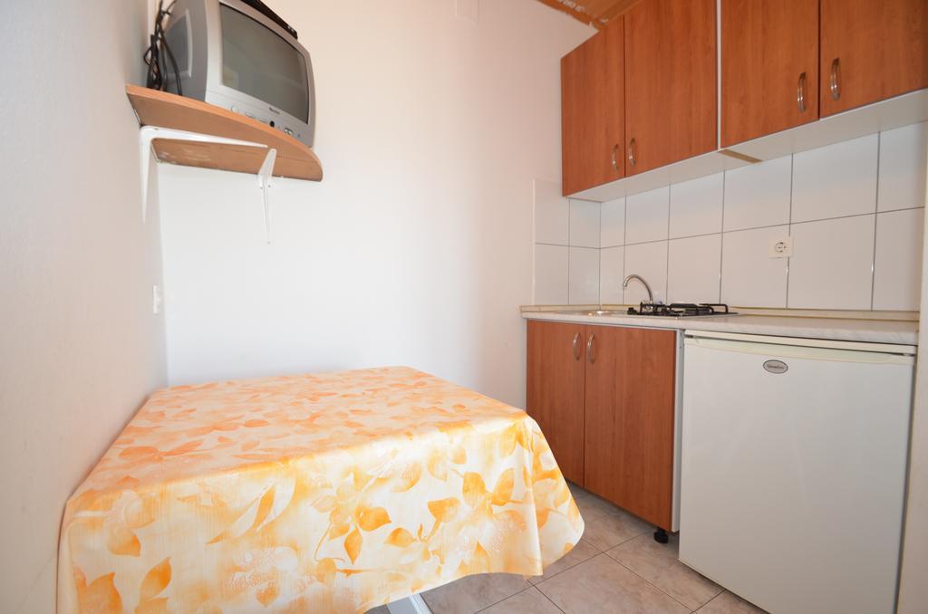Apartments Cico Стариград-Пакленица Экстерьер фото
