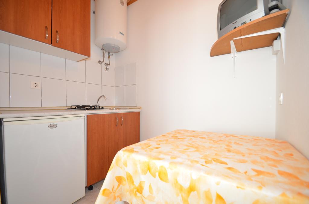 Apartments Cico Стариград-Пакленица Экстерьер фото