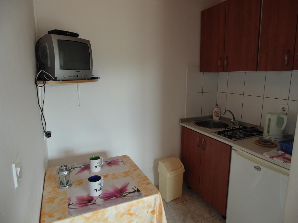 Apartments Cico Стариград-Пакленица Экстерьер фото